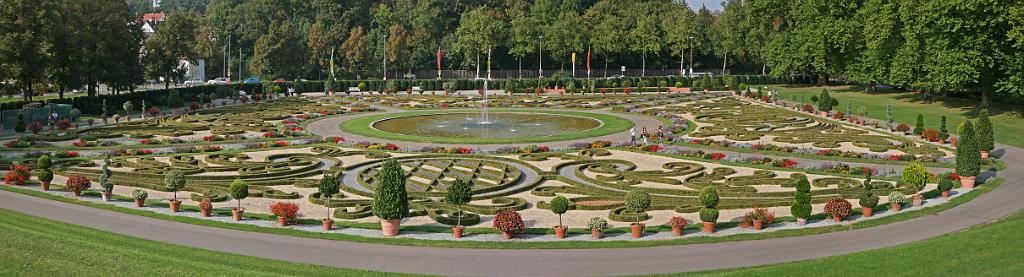 Schlosspark Ludwigsburg.jpg
